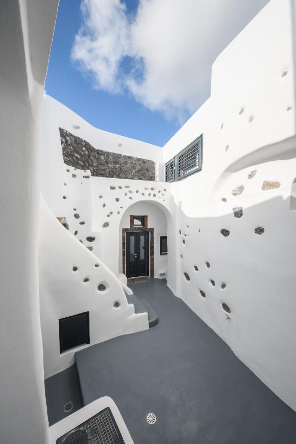 The Luna Caverns Fira  Exterior foto